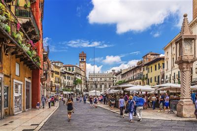 Italien Venetien Verona Piazza delle Erbe